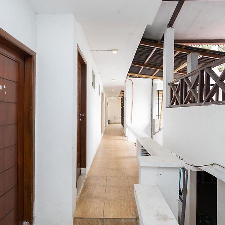 Reddoorz Syariah At Wisma Djokorio Poncokusumo Malang Exteriör bild